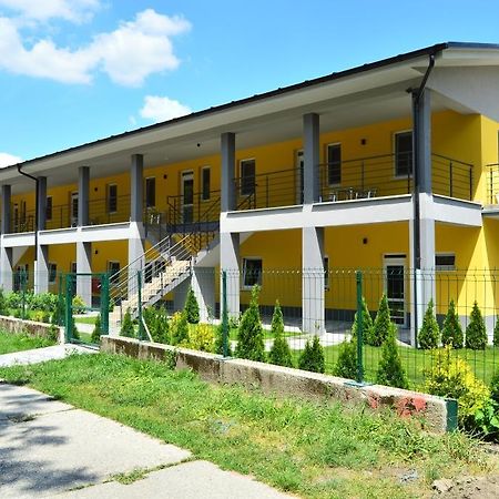 Promenad Apartmany Veľký Meder Bagian luar foto
