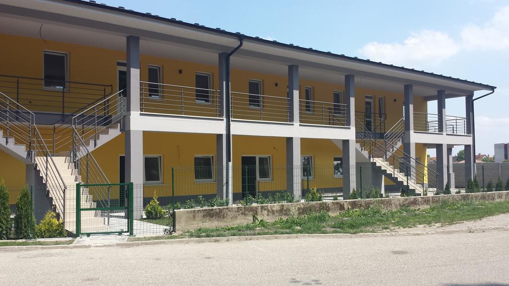 Promenad Apartmany Veľký Meder Bagian luar foto
