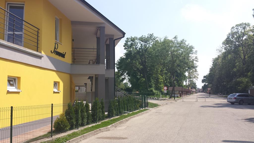 Promenad Apartmany Veľký Meder Bagian luar foto