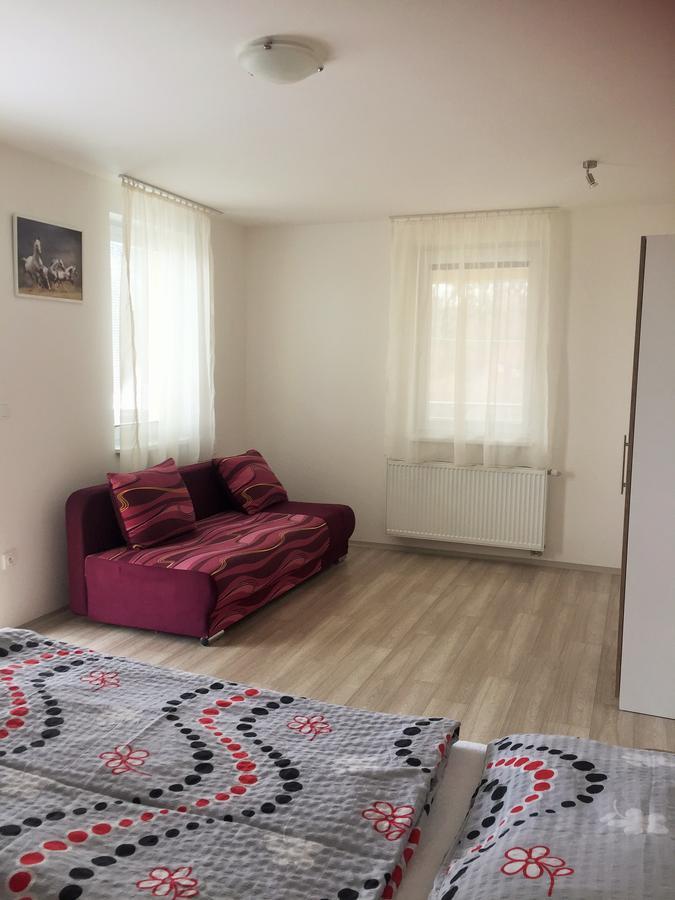 Promenad Apartmany Veľký Meder Bagian luar foto