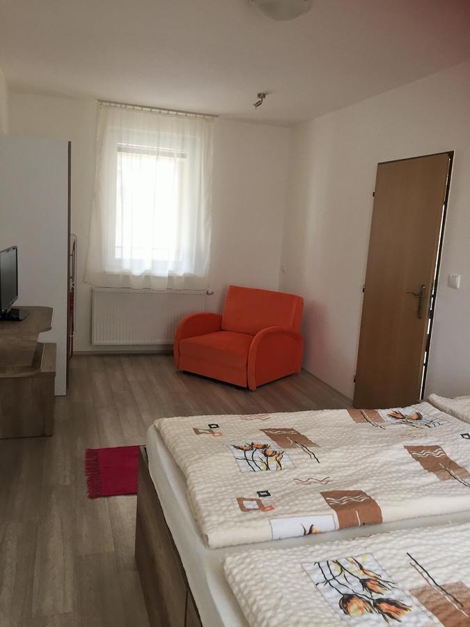 Promenad Apartmany Veľký Meder Bagian luar foto